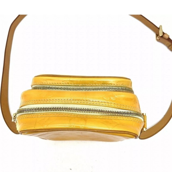 Louis Vuitton Yellow Crossbody Bag - Picture 2 of 14